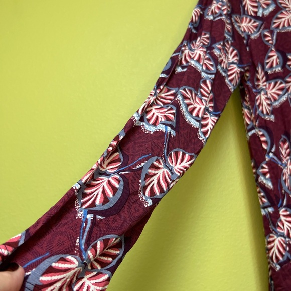 LOGO by Lori Goldstein Purple Leaf Print Blouse - Picture 3 of 9